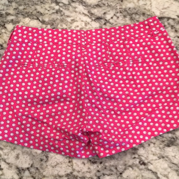 Old navy shorts - Picture 2 of 4